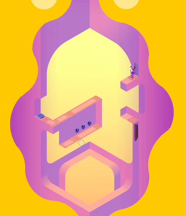 Central rotating mechanism with pathways aligning to reach elevated platform